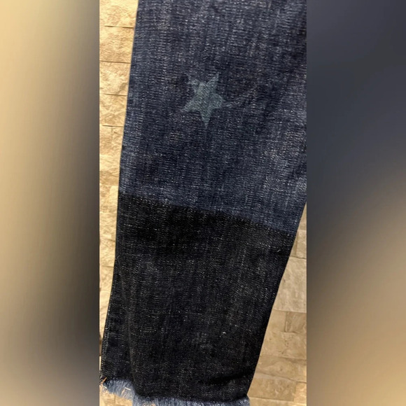 Cabi Women Jeans size 2 Slim Boyfriend cut. - Picture 6 of 13